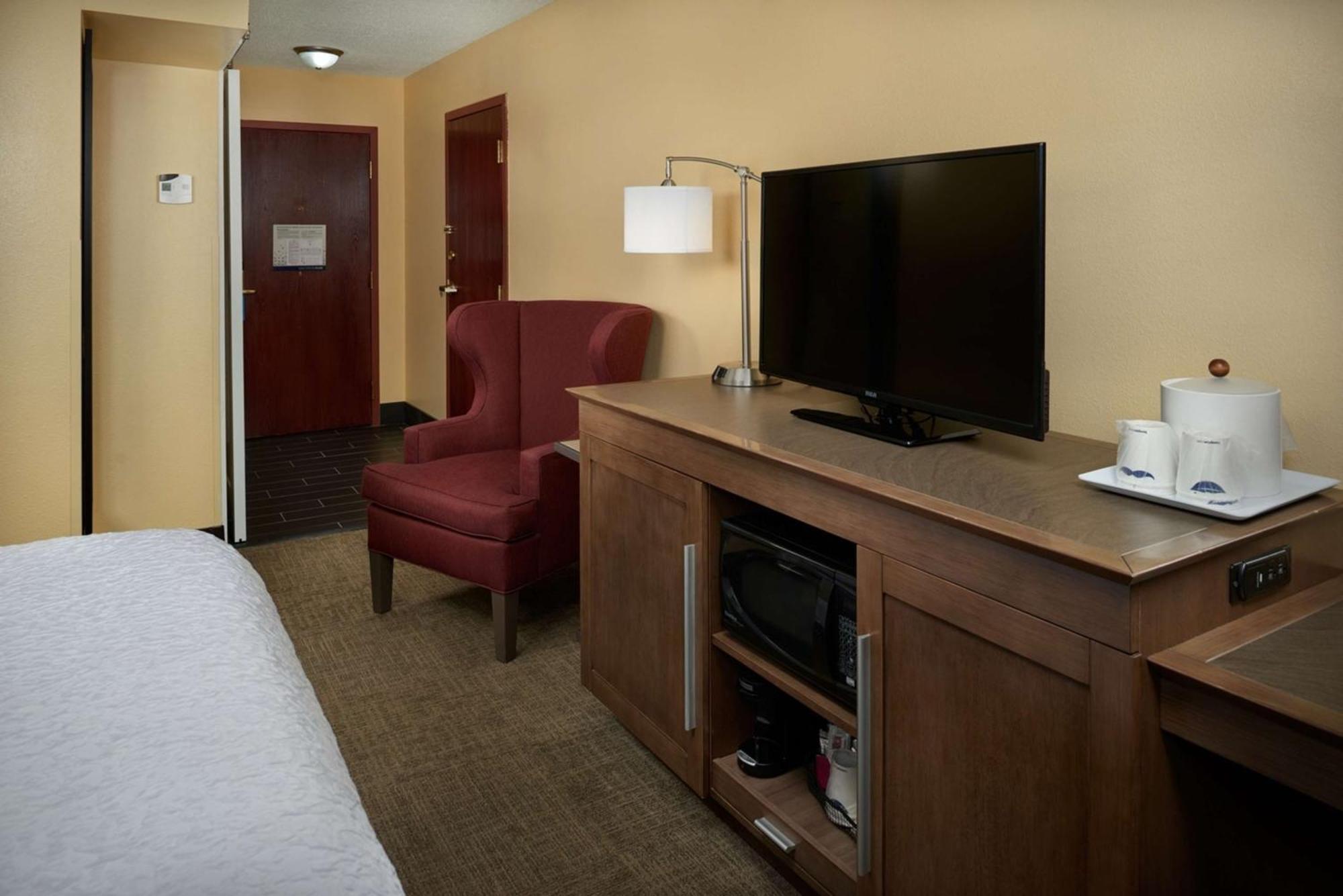 Hampton Inn Shelbyville Exterior photo